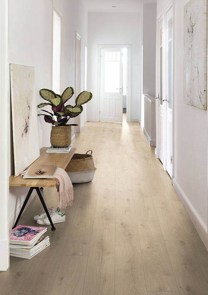 estarima-laminado-esaqua-classic-24-ac4-roble-hebron-hall