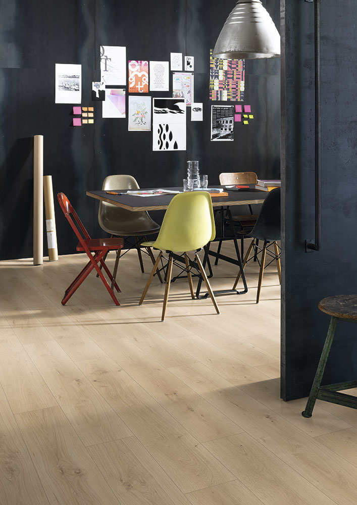 estarima-laminado-esaqua-classic-24-roble-amos-despacho
